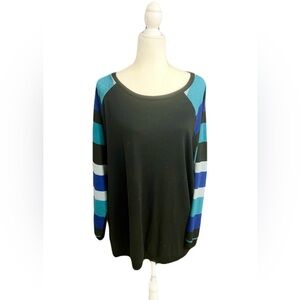 Color Block Scoop Neck Tunic